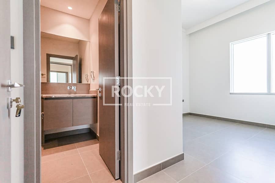 37 Dubai Creek Harbour - Creek Gate Tower 1 - Unit 3402 -68. JPG