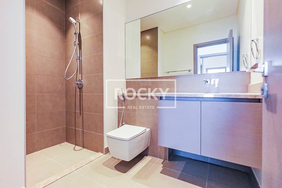 38 Dubai Creek Harbour - Creek Gate Tower 1 - Unit 3402 -71. JPG