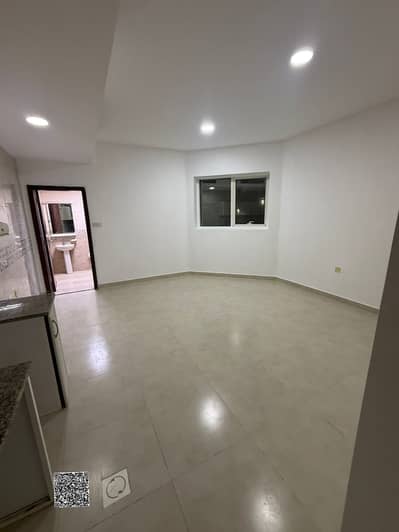 Studio te Huur in Al Jurf, Ajman - cc7e8adf-257b-4b16-826b-aa0de6875932. jpg