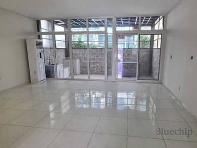 3 habitaciones Townhouse para en Alquiler en DAMAC Hills 2 (Akoya by DAMAC), Dubai - YtMoLPMIifBkL1vA9iLR2xt8yllb90SBFvpijeIA. jpeg