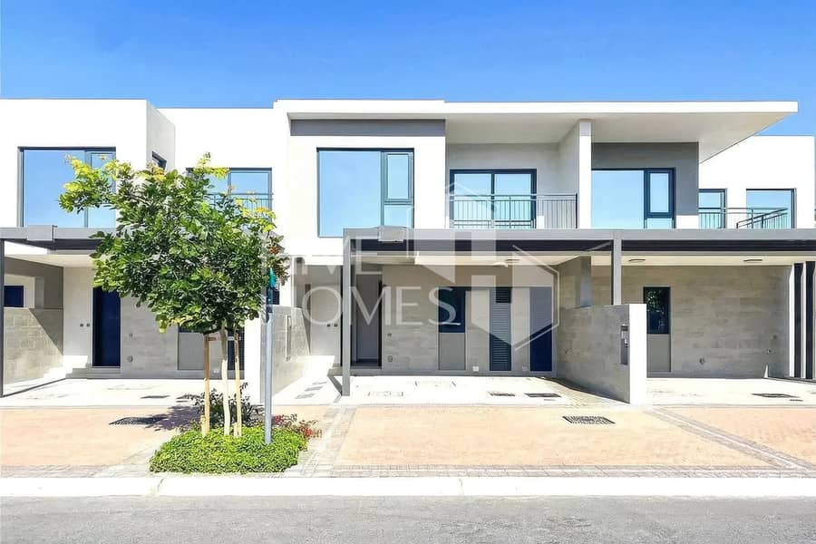 Single Row | Close to Pool & Park | Family Community Single Row | Close to Pool & Park | Family Community