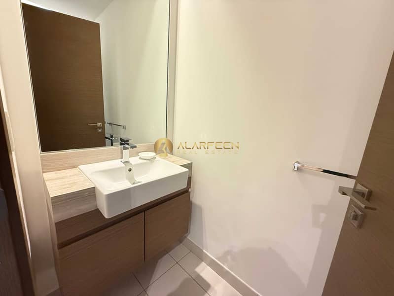 12 IMG_2048. jpg