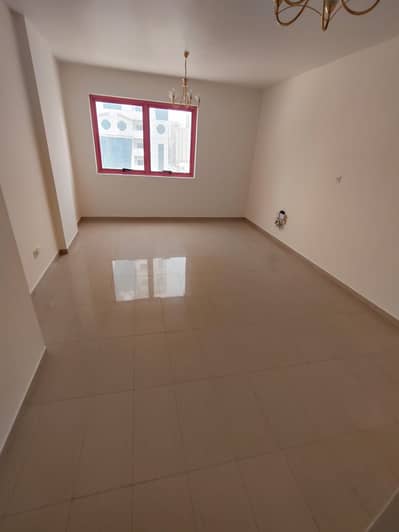 3 habitaciones Apartamento para en Alquiler en Al Mahatah, Sharjah - WhatsApp Image 2026-06-24 at 12.55. 14 PM. jpeg 3 habitaciones Apartamento para en Alquiler en Al Mahatah, Sharjah - WhatsApp Image 2026-06-24 at 12.55. 14 PM. jpeg