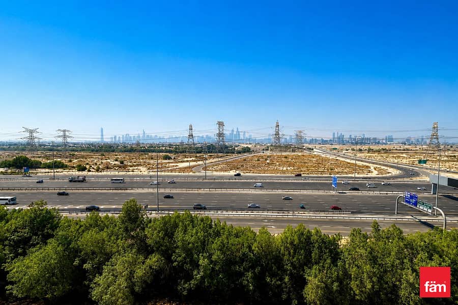 Vacant | Spacious | Dubai Skyline view | Brand New Vacant | Spacious | Dubai Skyline view | Brand New