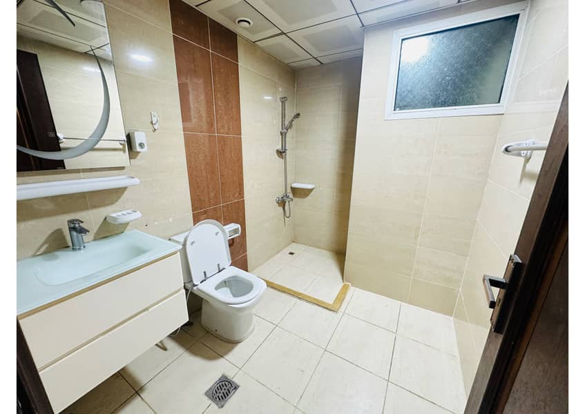 6 Phase 2 BNH 503 studio-images-5. jpg