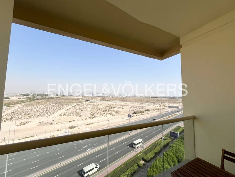 Fully Furnished l Upgraded l Vacant Fully Furnished l Upgraded l Vacant