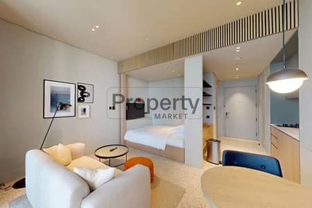 Studio for Rent in Business Bay, Dubai - Upgraded | High Floor|Balcony | 12 Payments Option