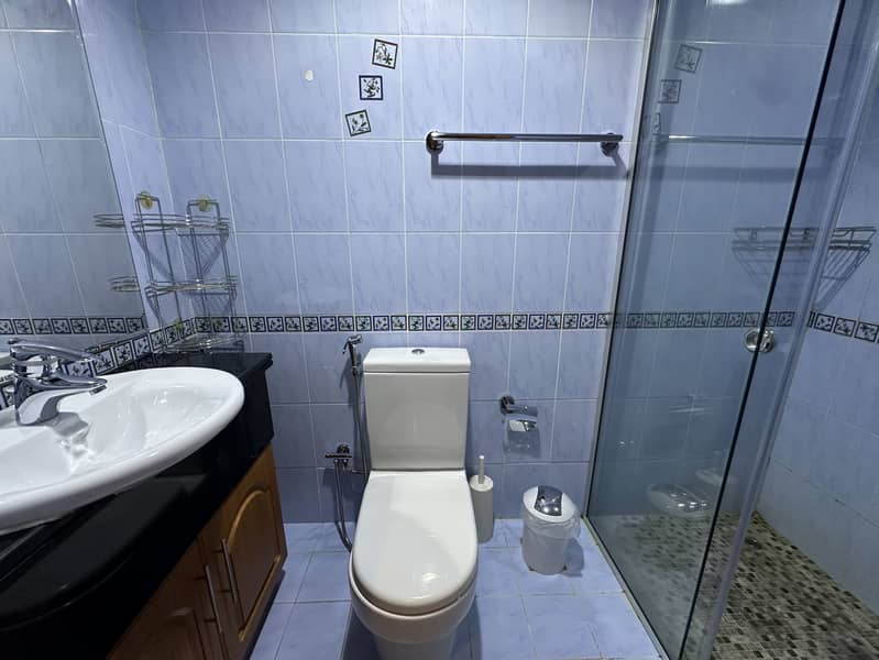 5 Property Image 4