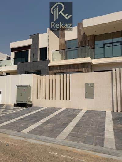 5 habitaciones Villa para en Alquiler en Tilal City, Sharjah - WhatsApp Image 2026-06-24 at 1.39. 28 PM (1). jpeg 5 habitaciones Villa para en Alquiler en Tilal City, Sharjah - WhatsApp Image 2026-06-24 at 1.39. 28 PM (1). jpeg