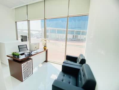 Office te Huur in Al Garhoud, Dubai - 2da4bfc0-c3ee-4ad8-a574-78b6b77af2e5. jpg