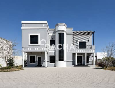6 habitaciones Villa para en Alquiler en Nad Al Sheba, Dubai - Villa en Nad Al Sheba,Nad Al Sheba 4, 6 dormitorios, 380000 AED - 15594849 6 habitaciones Villa para en Alquiler en Nad Al Sheba, Dubai - Villa en Nad Al Sheba,Nad Al Sheba 4, 6 dormitorios, 380000 AED - 15594849