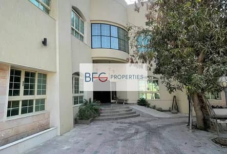 6 Schlafzimmer Villa zum zur Miete in Al Barsha, Dubai - WhatsApp Image 2025-10-30 at 21.53. 47. jpeg 6 Schlafzimmer Villa zum zur Miete in Al Barsha, Dubai - WhatsApp Image 2025-10-30 at 21.53. 47. jpeg