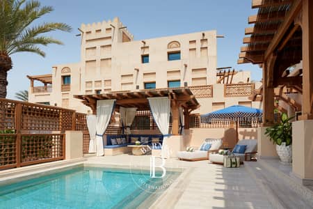 3 Bedroom Villa for Rent in Umm Suqeim, Dubai - Exclusive | Elegant Interiors | Prestigious
