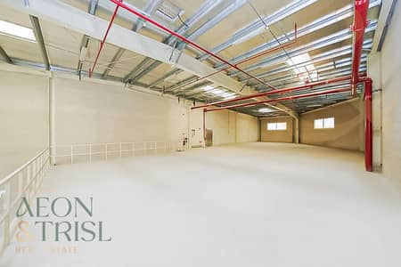 Warehouse in Affitto a Dubai Investments Park (DIP), Dubai - Magazzino a Dubai Investments Park (DIP),Dubai Investments Park 2,Al Rakha Labour Camp, 350000 AED - 15596425 Warehouse in Affitto a Dubai Investments Park (DIP), Dubai - Magazzino a Dubai Investments Park (DIP),Dubai Investments Park 2,Al Rakha Labour Camp, 350000 AED - 15596425