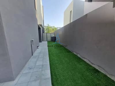 4 Camere Villa in Vendita a Aljada, Sharjah - 1740221238280. jpg 4 Camere Villa in Vendita a Aljada, Sharjah - 1740221238280. jpg