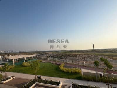 2 Bedroom Apartment for Sale in Yas Island, Abu Dhabi - Full Golf View | 2 BR + maid | Fully Furnished | Ready to Move
