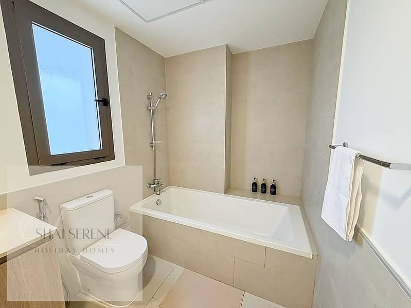 45 4. Master Ensuite -IMG_6395 (1). jpg