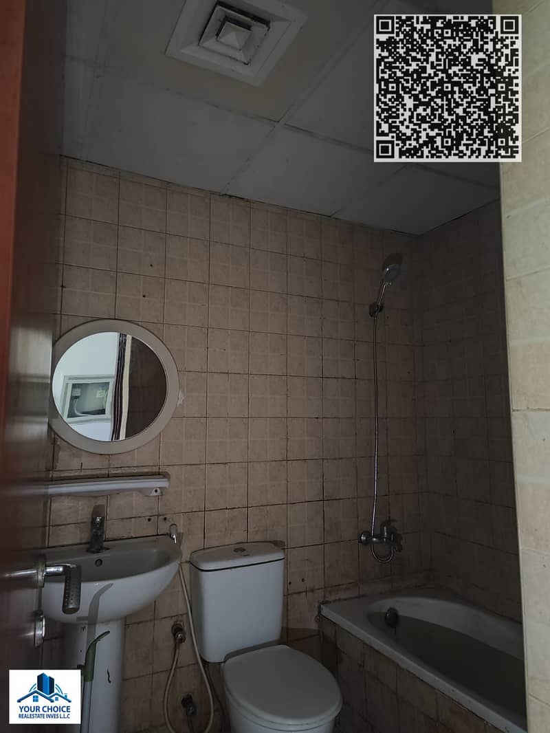 23 d0a2ca8e-bc2d-4693-b6a8-09aa6ecd9b88. jpg
