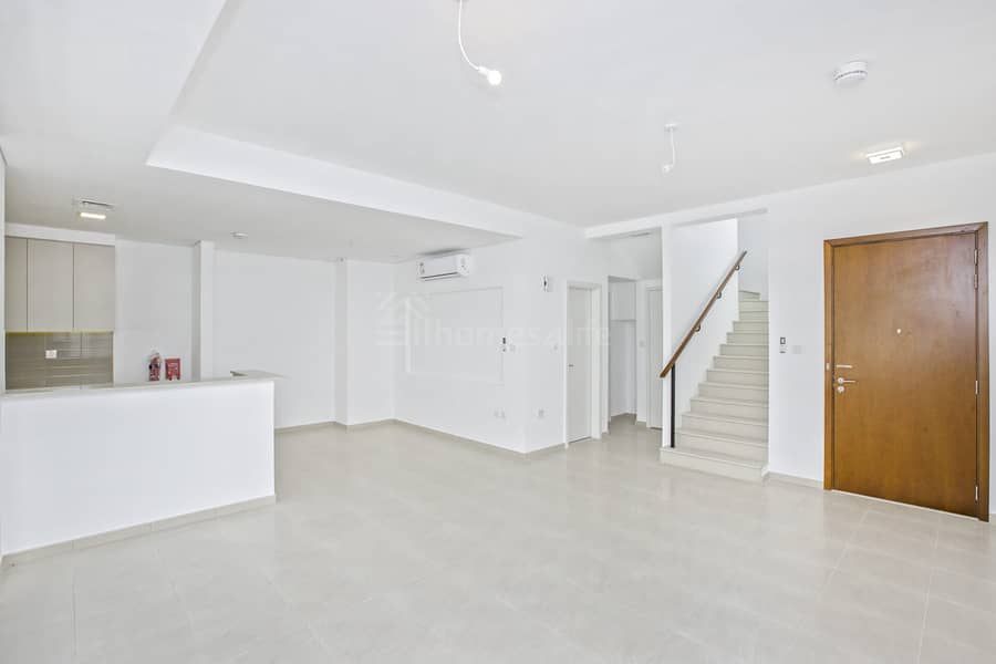 Rijwoning in Town Square,Zahra Townhouses, 3 slaapkamers, 3000000 AED - 15598335 Rijwoning in Town Square,Zahra Townhouses, 3 slaapkamers, 3000000 AED - 15598335