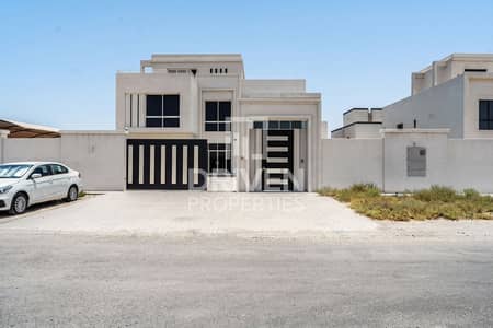 6 Bedroom Villa for Rent in Nad Al Sheba, Dubai - Grand Villa | Family Home | Ready to Move in