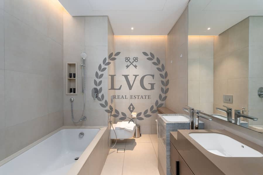 16 Master Bedroom Bathroom. png