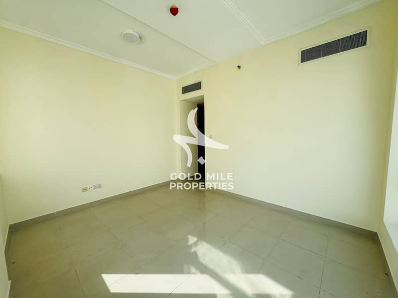 Next to Metro - Bachelor Sharing Allowed - Profitable Apartment - Image 7