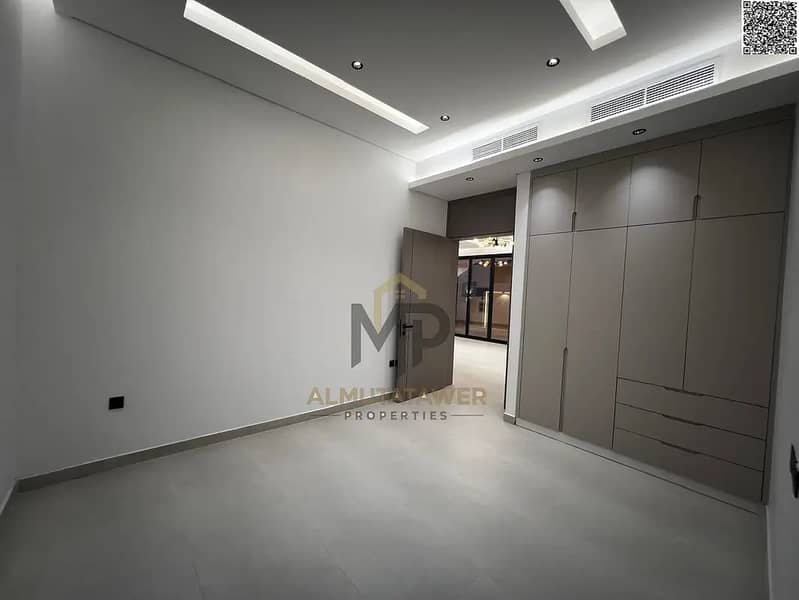 27 846454989-1066x800. webp