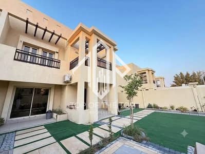 3 Bedroom Townhouse for Sale in Baniyas, Abu Dhabi - image_0 3 Bedroom Townhouse for Sale in Baniyas, Abu Dhabi - image_0