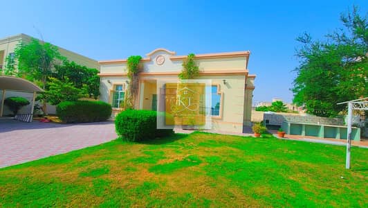 4 Bedroom Villa for Rent in Al Barsha, Dubai - Snapchat-1827510523. jpg 4 Bedroom Villa for Rent in Al Barsha, Dubai - Snapchat-1827510523. jpg