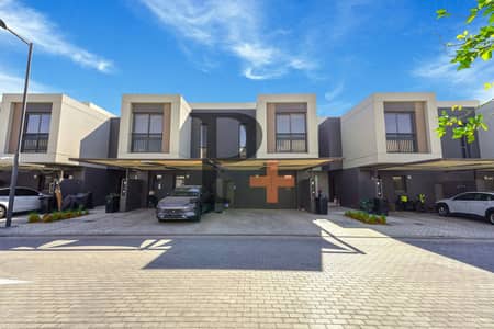 3 Bedroom Villa for Sale in Dubai South, Dubai - Park View Villa |Bright mornings| Lush Green Views