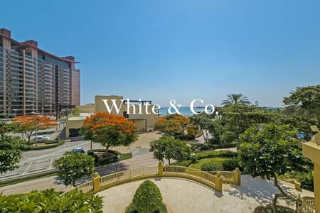 2 habitaciones Apartamento para en Alquiler en Palm Jumeirah, Dubai - Apartamento en Palm Jumeirah，Shoreline Apartments，Al Das, 2 dormitorios, 230000 AED - 15601747