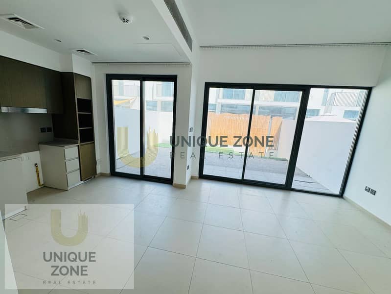 Maison de ville à Arabian Ranches 3,Sun, 3 chambres, 142000 AED - 15602695 Maison de ville à Arabian Ranches 3,Sun, 3 chambres, 142000 AED - 15602695