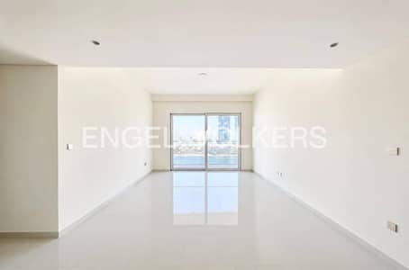2 Slaapkamers Appartement te Huur in Dubai Harbour, Dubai - Appartement in Dubai Harbour，Emaar Beachfront，Grand Bleu Towers，Grand Bleu Tower 1, 2 slaapkamers, 210000 AED - 15603800