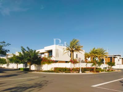 فیلا 5 غرف نوم للبيع في جزيرة ياس، أبوظبي - west-yas-island-abu-dhabi-property (2). jpg