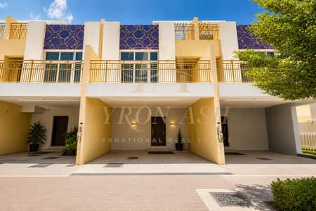 3 Camere Townhouse in Vendita a DAMAC Hills 2 (Akoya by DAMAC), Dubai - Villetta a schiera a DAMAC Hills 2 (Akoya by DAMAC)，Aquilegia, 3 camere da letto, 1550000 AED - 15603953
