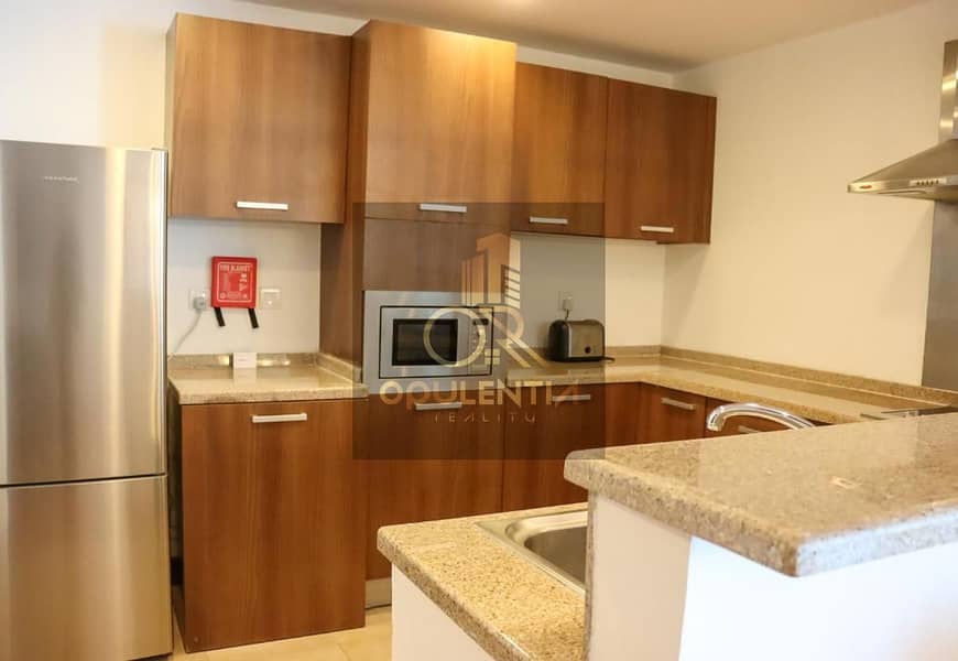 6 Deluxe One Bedroom Sea View Apartment_Kit. jpg