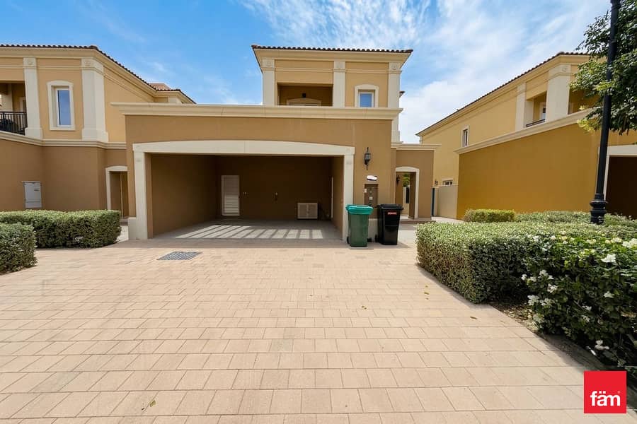 Extended Living Room | Closed Garage | Single Row Extended Living Room | Closed Garage | Single Row