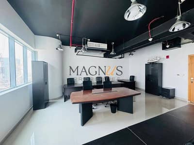 Office zum zur Miete in Business Bay, Dubai - Büro in Business Bay,DAMAC Business Tower, 70000 AED - 15464131 Office zum zur Miete in Business Bay, Dubai - Büro in Business Bay,DAMAC Business Tower, 70000 AED - 15464131