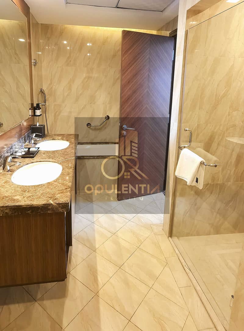 24 Deluxe Two Bedroom  (22). jpg