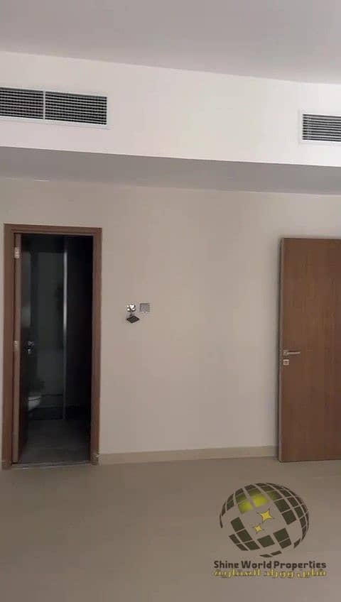 10 video - frame at 1m2s. jpg