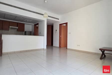 1 Bedroom Flat for Rent in The Greens, Dubai - Near The Lake I Vacant And Ready I Unfurnished 1 Bedroom Flat for Rent in The Greens, Dubai - Near The Lake I Vacant And Ready I Unfurnished