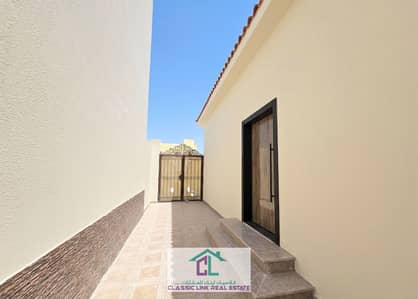 3 habitaciones Apartamento para en Alquiler en Al Shawamekh, Abu Dhabi - 677967. png