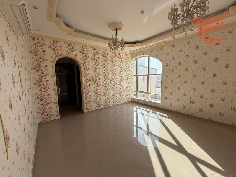 42 WhatsApp Image 2026-05-31 at 14.43. 07. jpeg