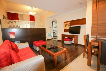 Studio in Multiple chqs w/ 1 Month FREE Studio in Multiple chqs w/ 1 Month FREE
