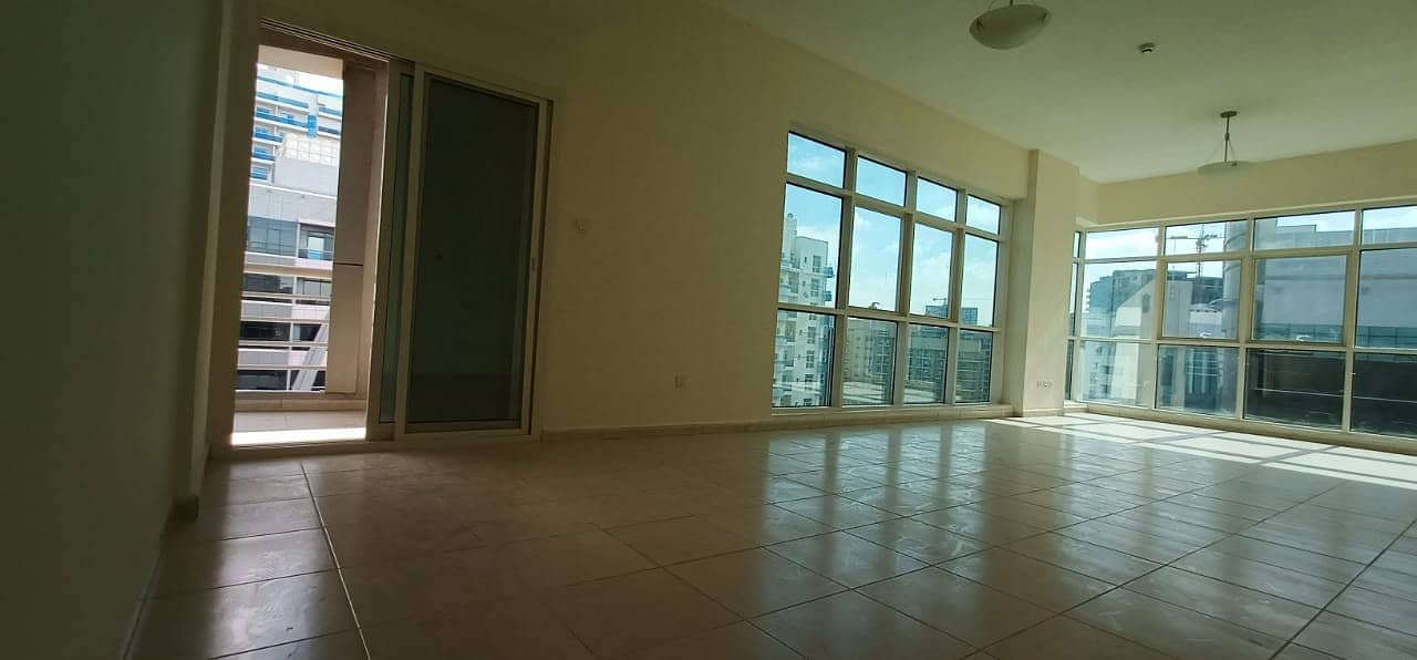 Spacious 2BHK with Balcony with an Affordable Price in Sports City