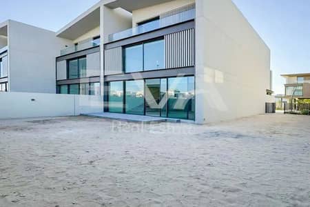 3 Schlafzimmer Townhouse zum zur Miete in Nad Al Sheba, Dubai - Reihenhaus in Nad Al Sheba，Nad Al Sheba 1，Nad Al Sheba Gardens，Nad Al Sheba Gardens 2, 3 schlafzimmer, 380000 AED - 15445311