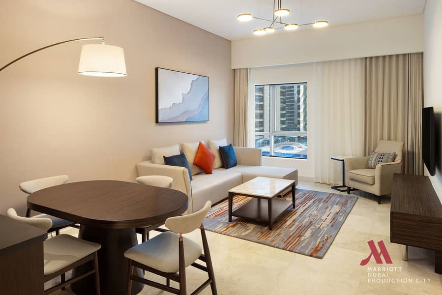 2 DXBPR_1Bed Pool_001. jpg
