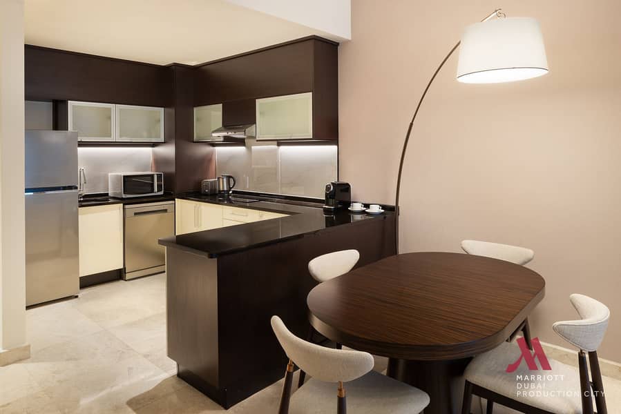 3 DXBPR_1Bed Pool_003. jpg