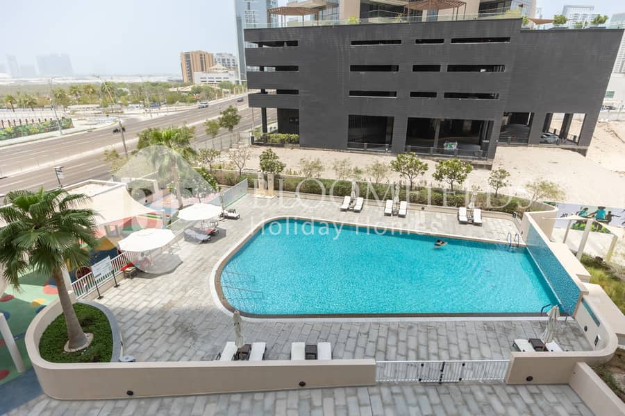 14 14 pool view. JPG