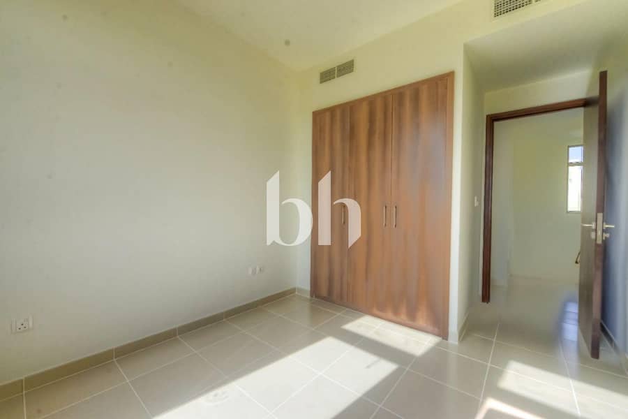 6 images image img